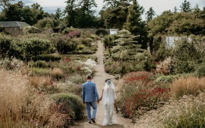 ASK A… WEDDING PHOTOGRAPHER! WITH CLAIRE FLECK