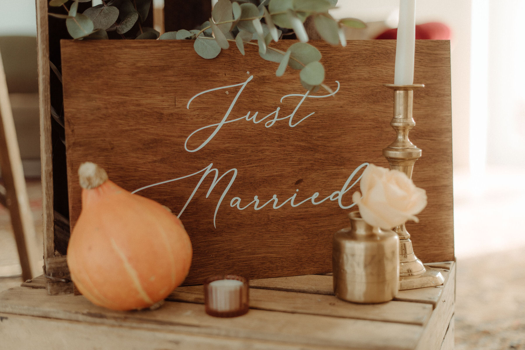Signage for Scottish Autumnal wedding 